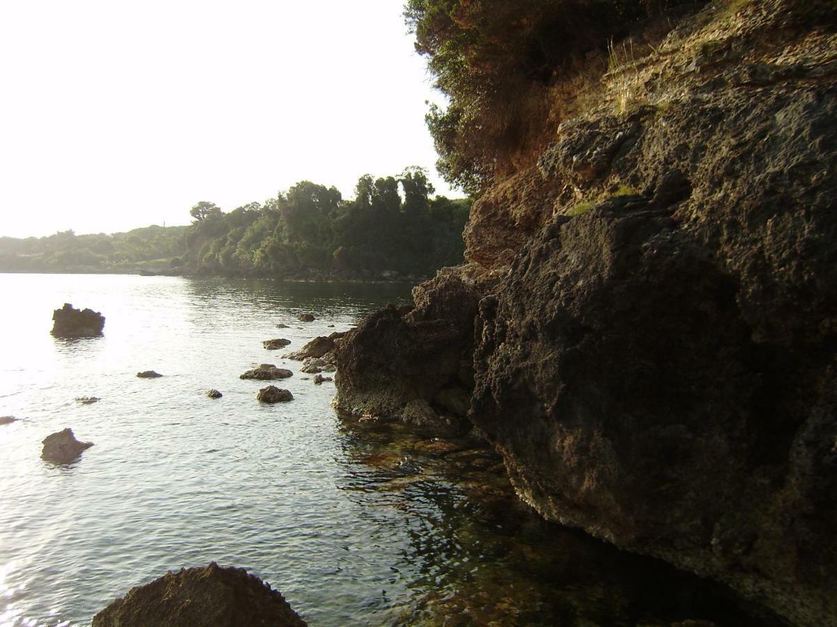 Mercouri Stone Cottage Korakokhórion 外观 照片