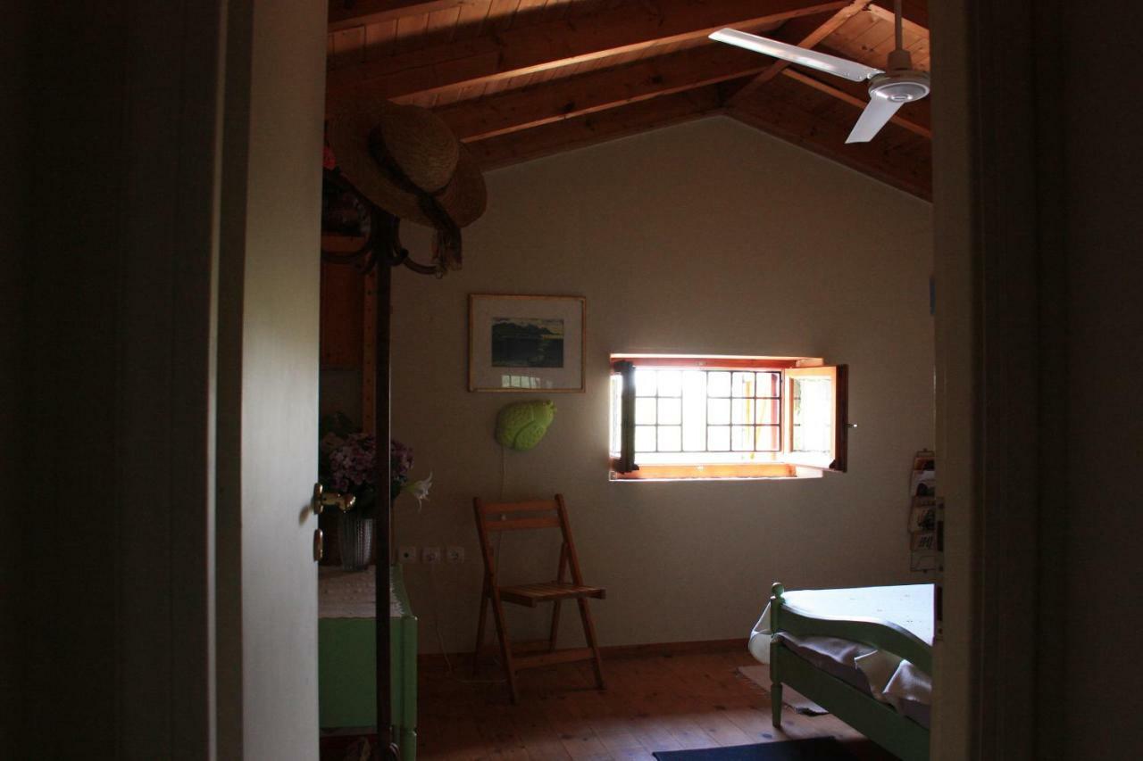 Mercouri Stone Cottage Korakokhórion 外观 照片