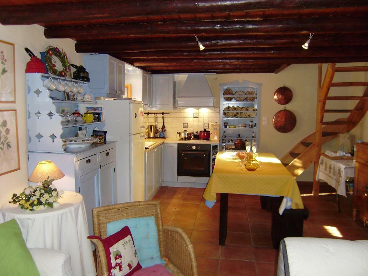Mercouri Stone Cottage Korakokhórion 外观 照片
