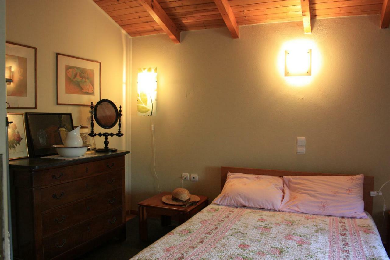Mercouri Stone Cottage Korakokhórion 外观 照片